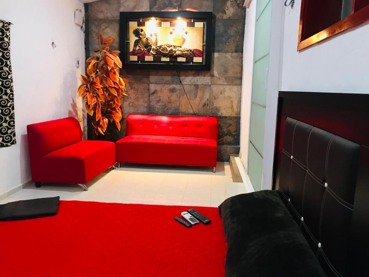 Casa Lili 2: Luxurious/Amplio/Hot Water/Economic/Wifi/Tv Apartment Valladolid  Exterior foto