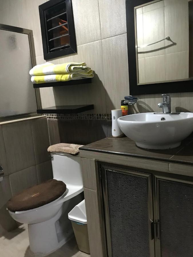 Casa Lili 2: Luxurious/Amplio/Hot Water/Economic/Wifi/Tv Apartment Valladolid  Exterior foto