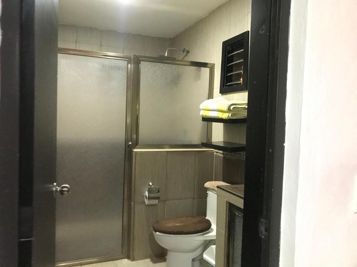 Casa Lili 2: Luxurious/Amplio/Hot Water/Economic/Wifi/Tv Apartment Valladolid  Exterior foto