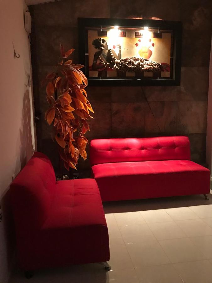 Casa Lili 2: Luxurious/Amplio/Hot Water/Economic/Wifi/Tv Apartment Valladolid  Exterior foto